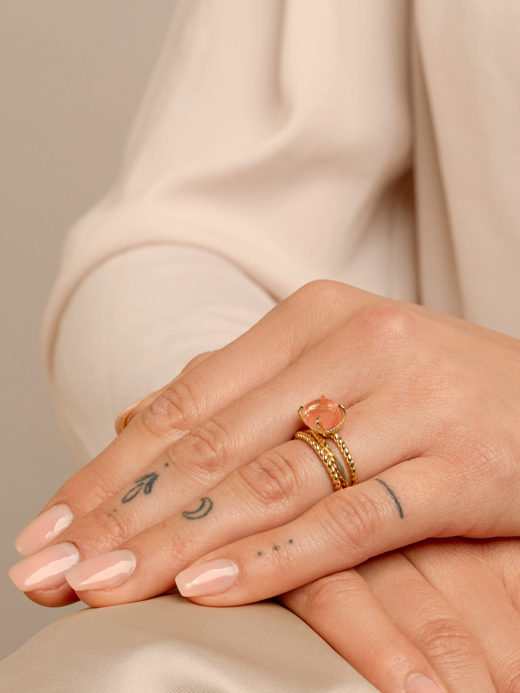 Twist Ring Cherry Quartz | 9 karaat