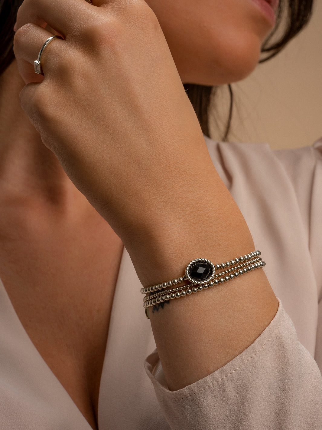 Onyx Twist Armband