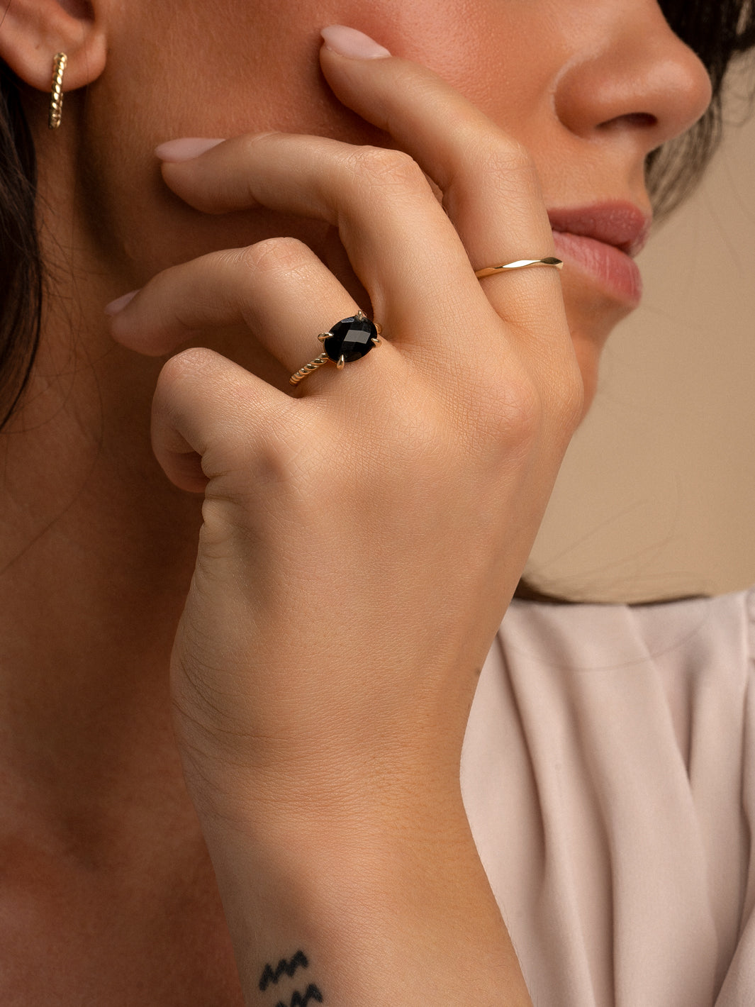 Twist Ring Onyx | 9 karaat