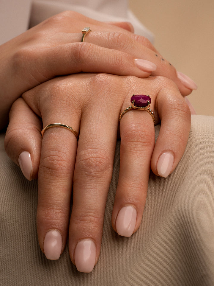 Twist Ring Fuchsia Jade - 9 karaat